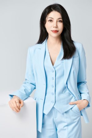 Ms. Miky Xu (许霞女士) Ms. Miky Xu (许霞女士)
